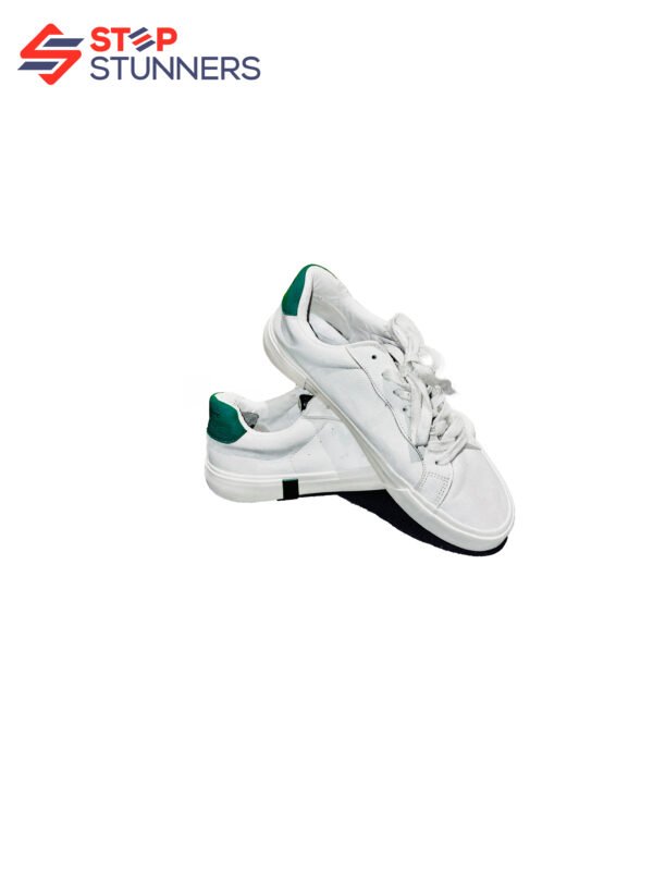 Cropp 0926S Faux Leather Sneaker – Thrift Edition